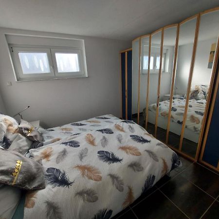 Saeul Lovely Appartment With Private Patio And Private Entrance In Luxembourg 60M2 מראה חיצוני תמונה