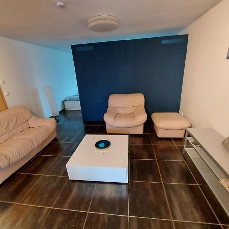 Saeul Lovely Appartment With Private Patio And Private Entrance In Luxembourg 60M2 מראה חיצוני תמונה