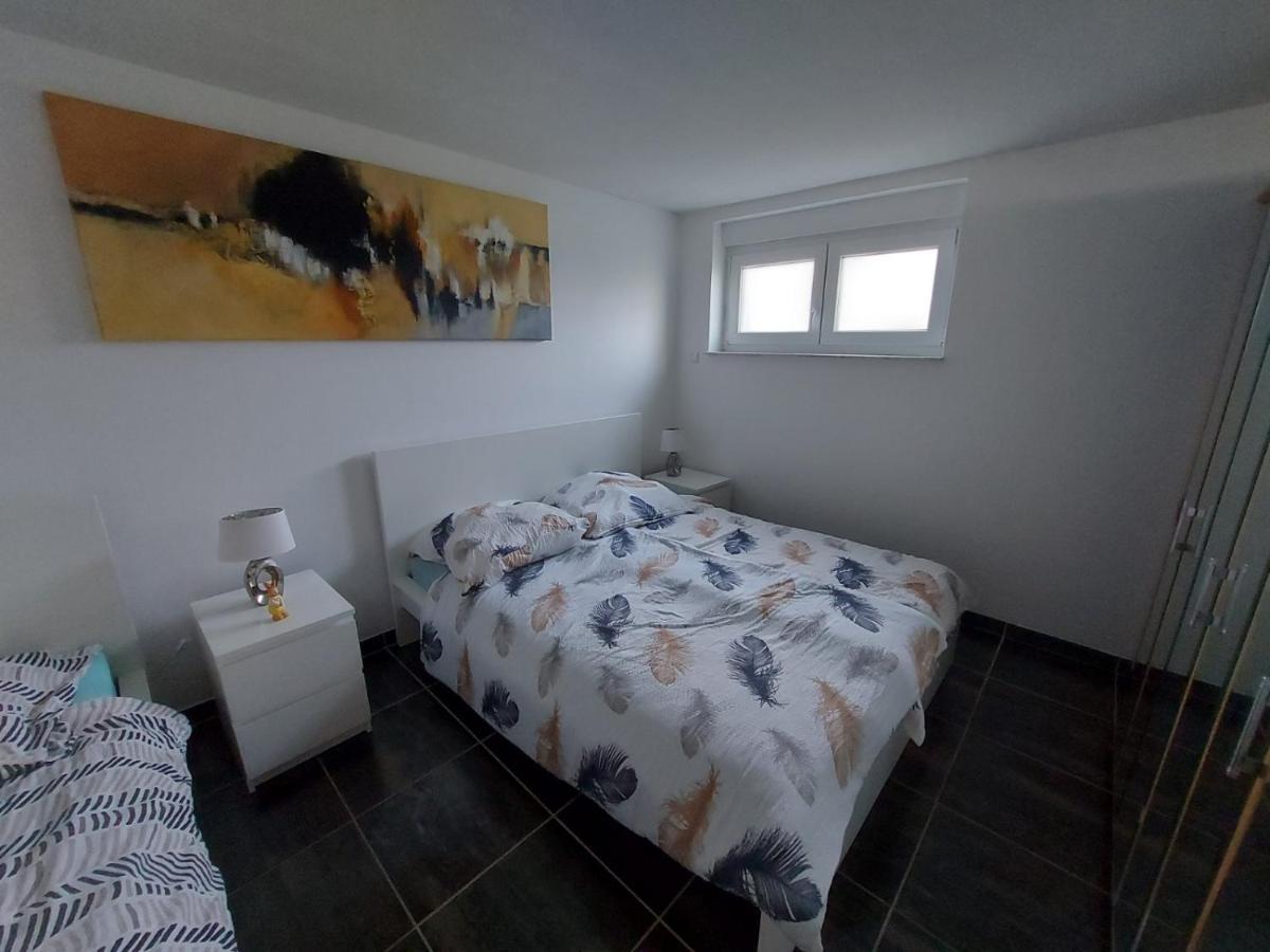 Saeul Lovely Appartment With Private Patio And Private Entrance In Luxembourg 60M2 מראה חיצוני תמונה